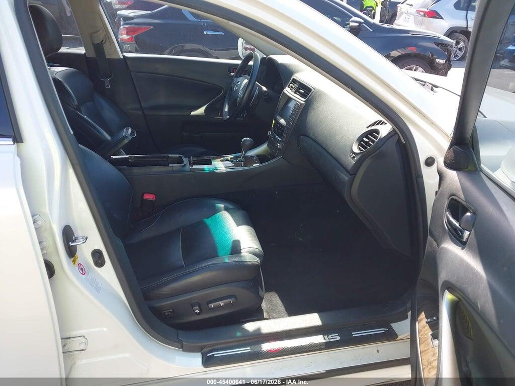 JTHCF5C20A2032697 2010 LEXUS IS 250 photo no. 5