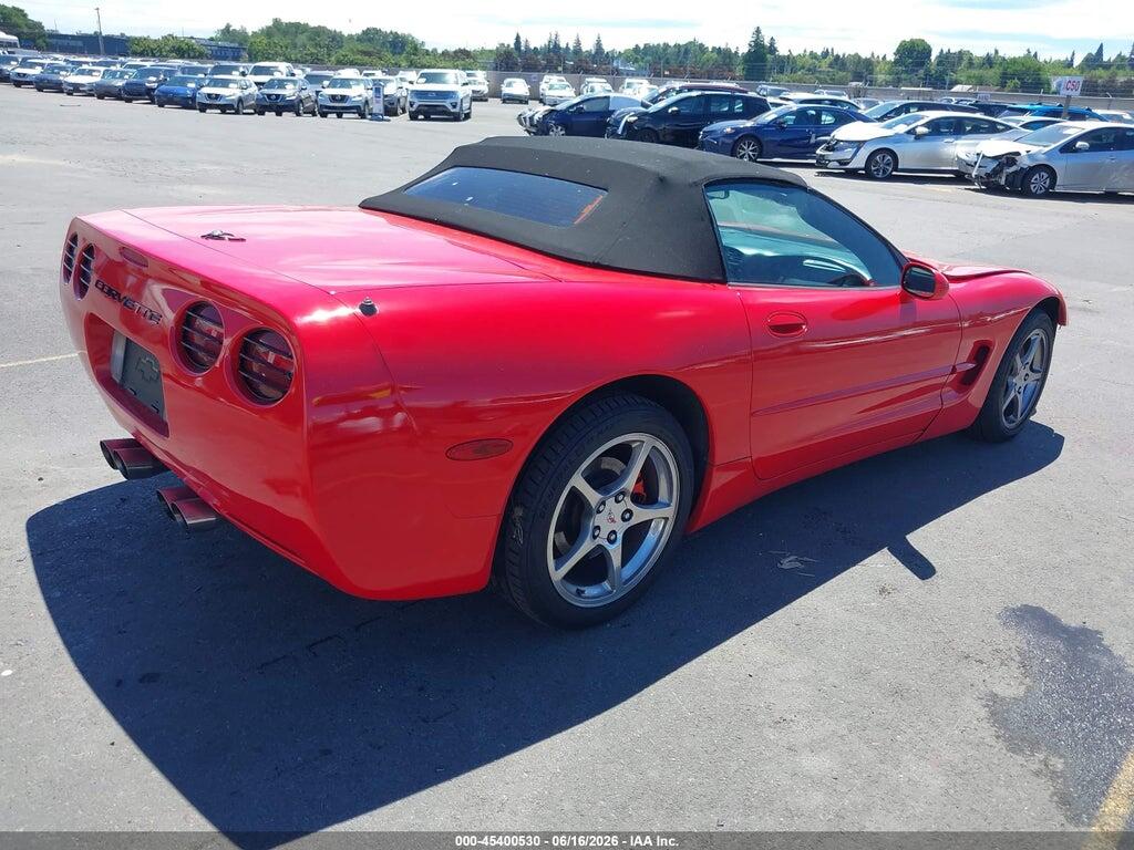 1G1YY32G845103305 2004 CHEVROLET CORVETTE photo no. 4