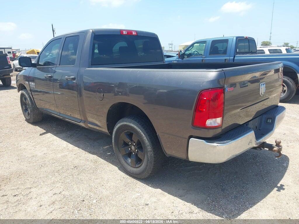 1C6RR6FT3KS745955 2019 RAM 1500 CLASSIC photo no. 3