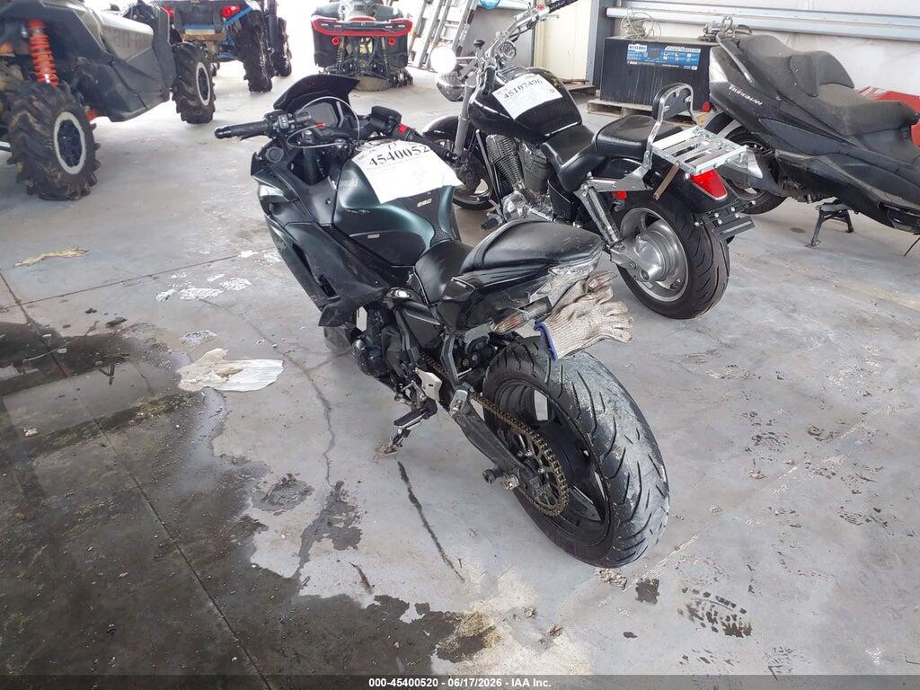ML5EXEP16SDAF6185 2025 KAWASAKI EX650 photo no. 3