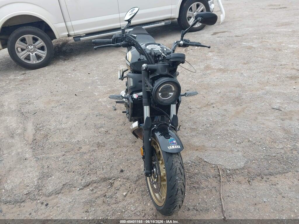 JYARM42E8SA000770 2025 YAMAHA MTM690 photo no. 5