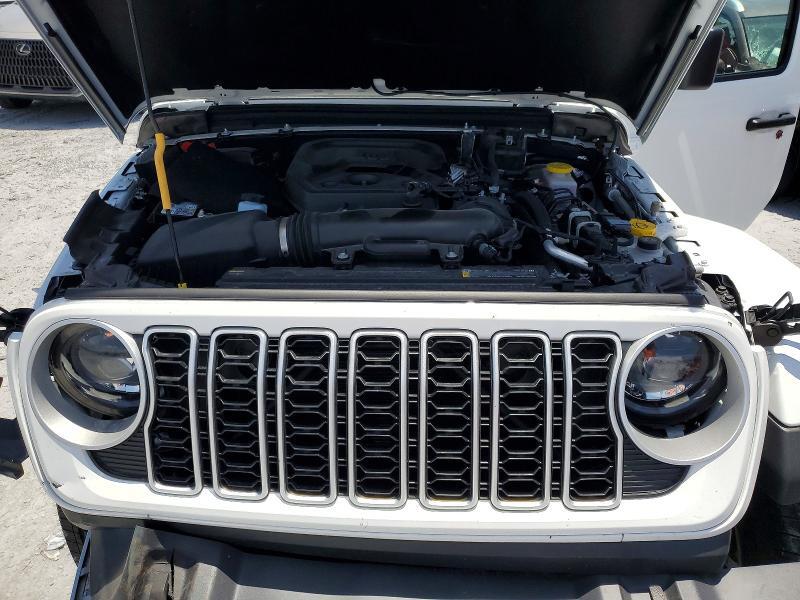 2026 JEEP WRANGLER SAHARA — Фото 12 из 14