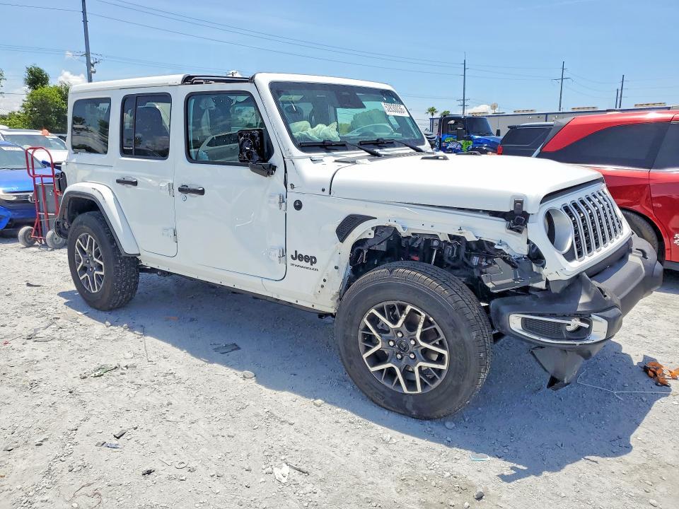 2026 JEEP WRANGLER SAHARA — Фото 4 из 14