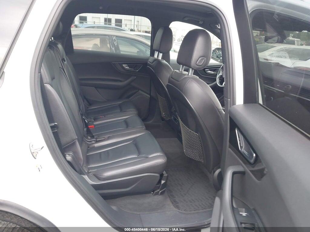 WA1LAAF71HD016260 2017 AUDI Q7 photo no. 8