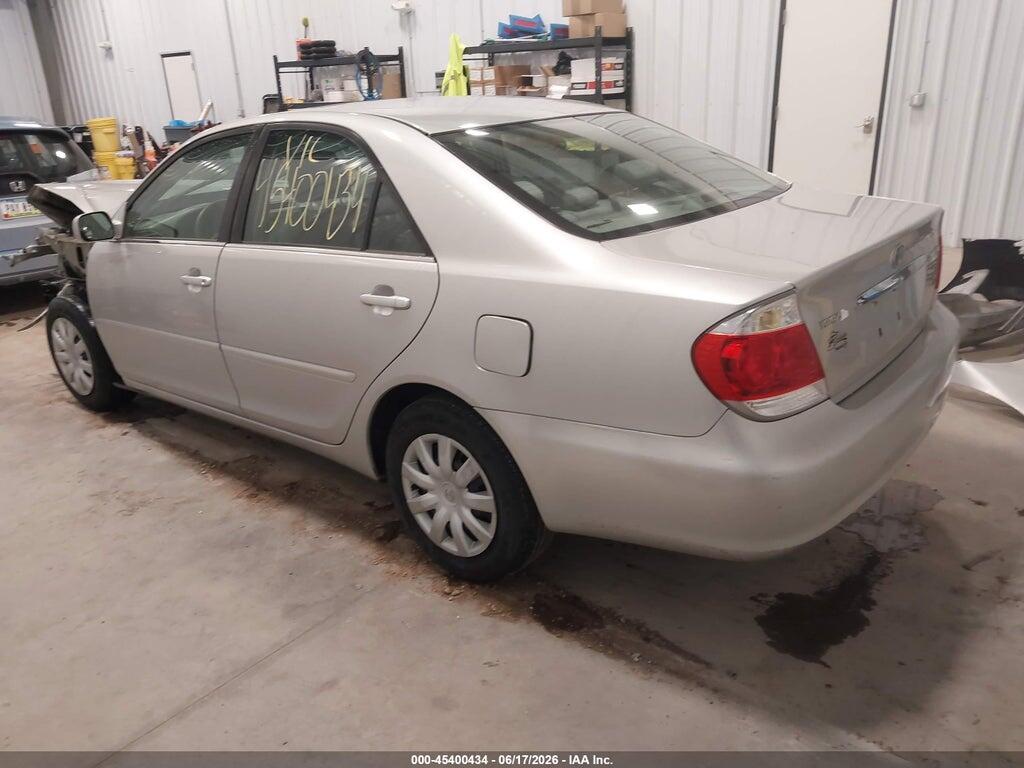 4T1BE32K05U018844 2005 TOYOTA CAMRY photo no. 3