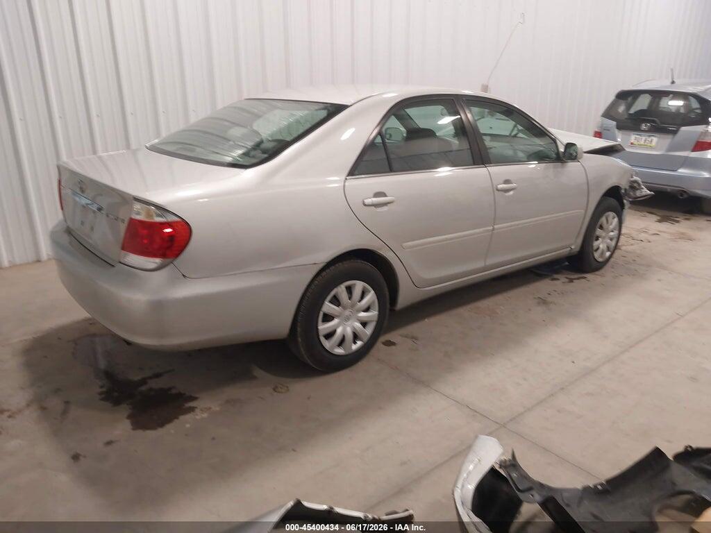 4T1BE32K05U018844 2005 TOYOTA CAMRY photo no. 4