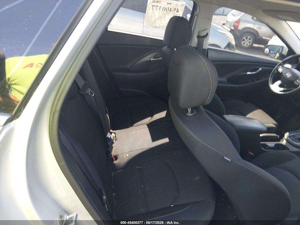 KMHH35LE3JU033403 2018 HYUNDAI ELANTRA GT photo no. 8
