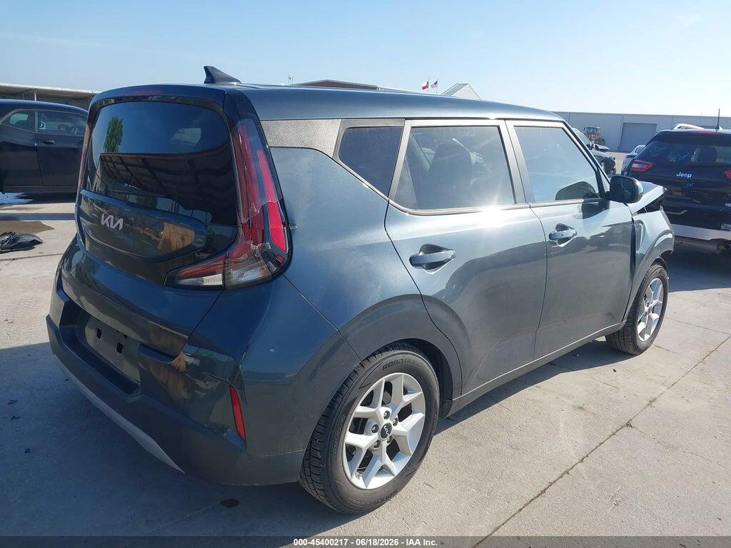 KNDJ23AU2P7190614 2023 KIA SOUL photo no. 4