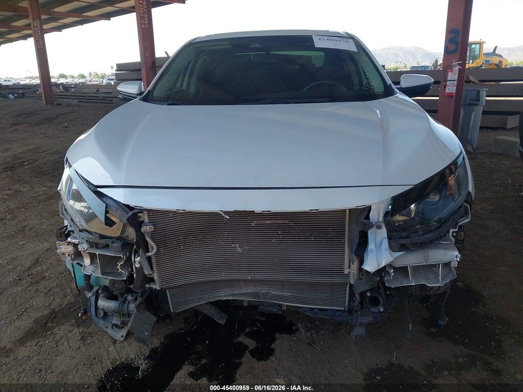 19XFC1F32LE213813 2020 HONDA CIVIC photo no. 6