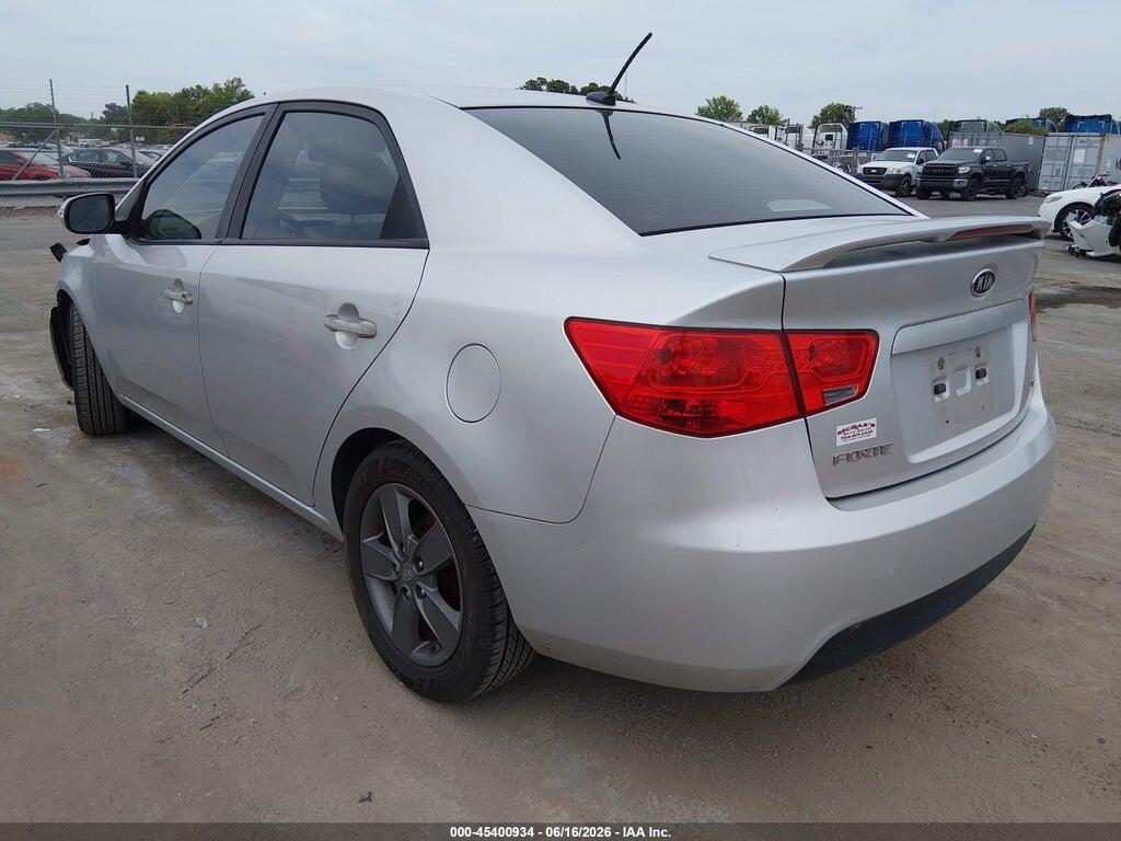 KNAFU4A21A5302288 2010 KIA FORTE photo no. 3