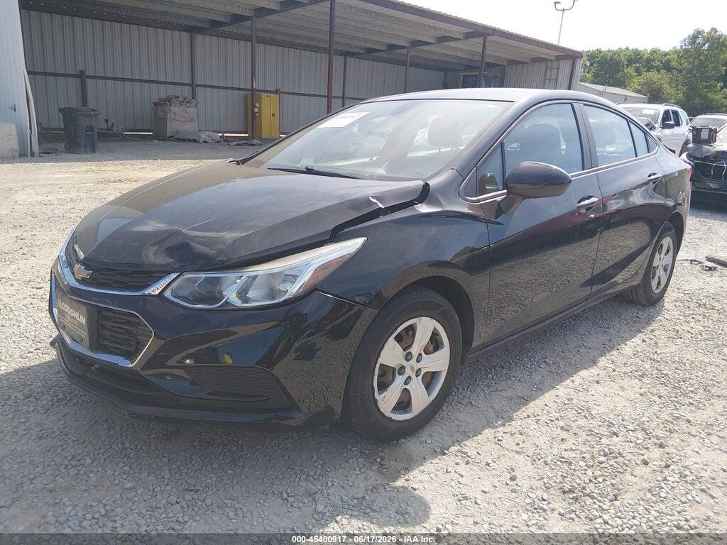 1G1BC5SM8J7122829 2018 CHEVROLET CRUZE photo no. 2