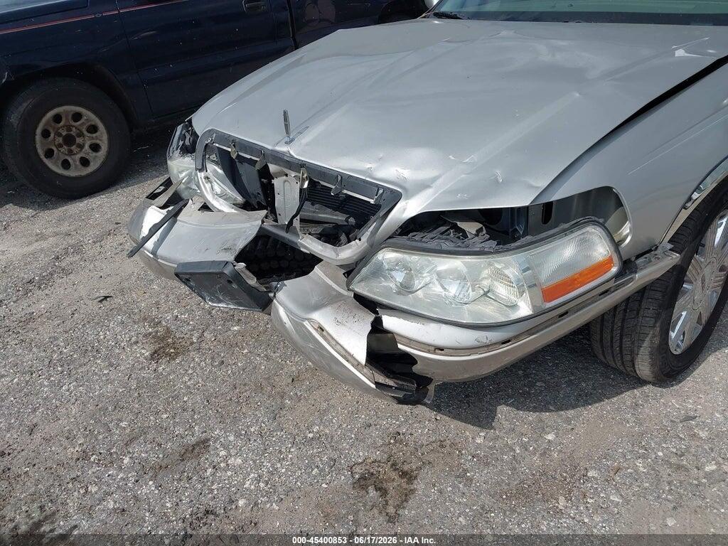 1LNHM83WX3Y658965 2003 LINCOLN TOWN CAR photo no. 6