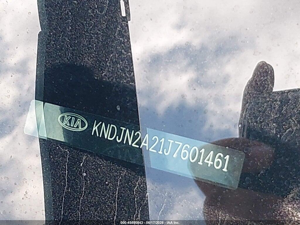 KNDJN2A21J7601461 2018 KIA SOUL photo no. 12
