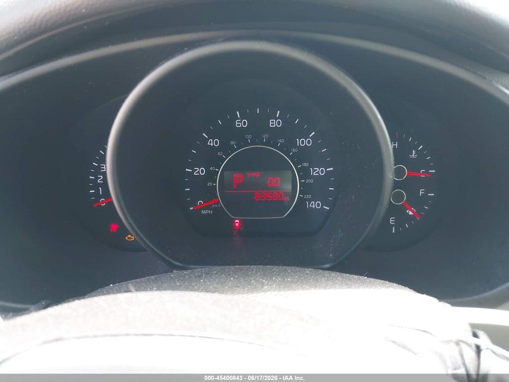 KNDJN2A21J7601461 2018 KIA SOUL photo no. 7