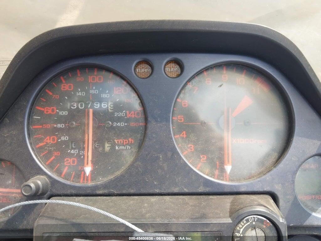 JH2RC2000EM006267 1984 HONDA CB700 photo no. 7
