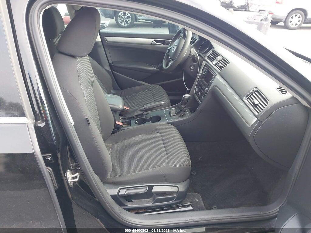 1VWAT7A31GC026111 2016 VOLKSWAGEN PASSAT photo no. 5
