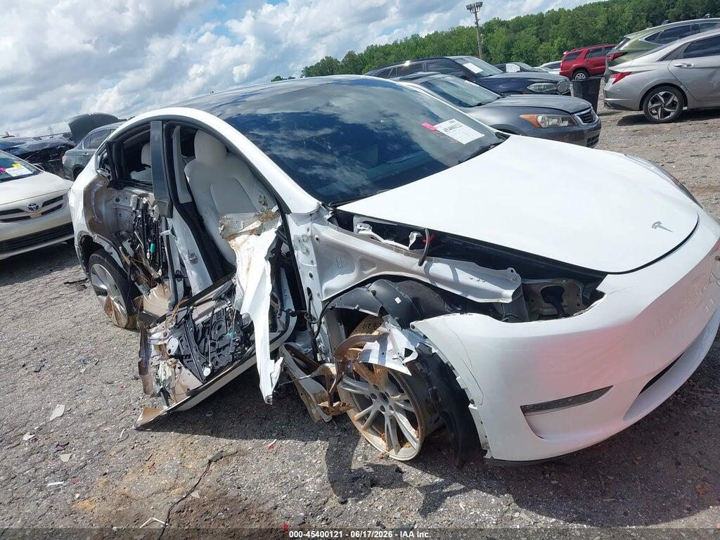 7SAYGDEE8PF611516 2023 TESLA MODEL Y photo no. 1