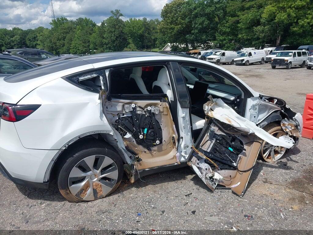 7SAYGDEE8PF611516 2023 TESLA MODEL Y photo no. 6