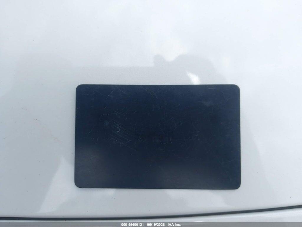7SAYGDEE8PF611516 2023 TESLA MODEL Y photo no. 9