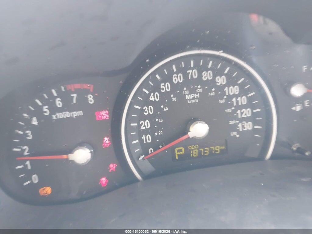 KNDMH4C71C6468900 2012 KIA SEDONA photo no. 7