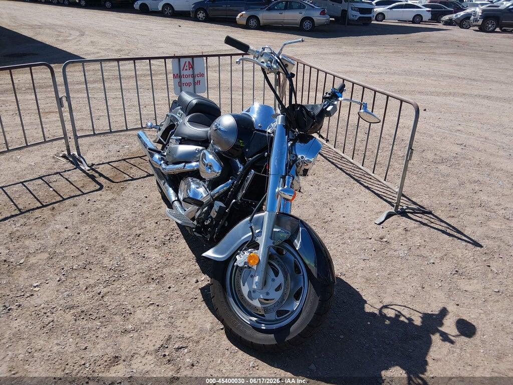 JS1VY52A652105228 2005 SUZUKI C90 photo no. 1