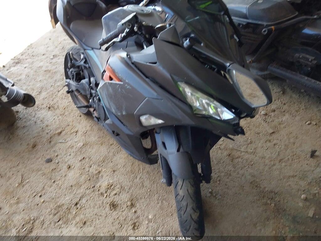 JKAEXKH1XMDAB4005 2021 KAWASAKI EX400 photo no. 1