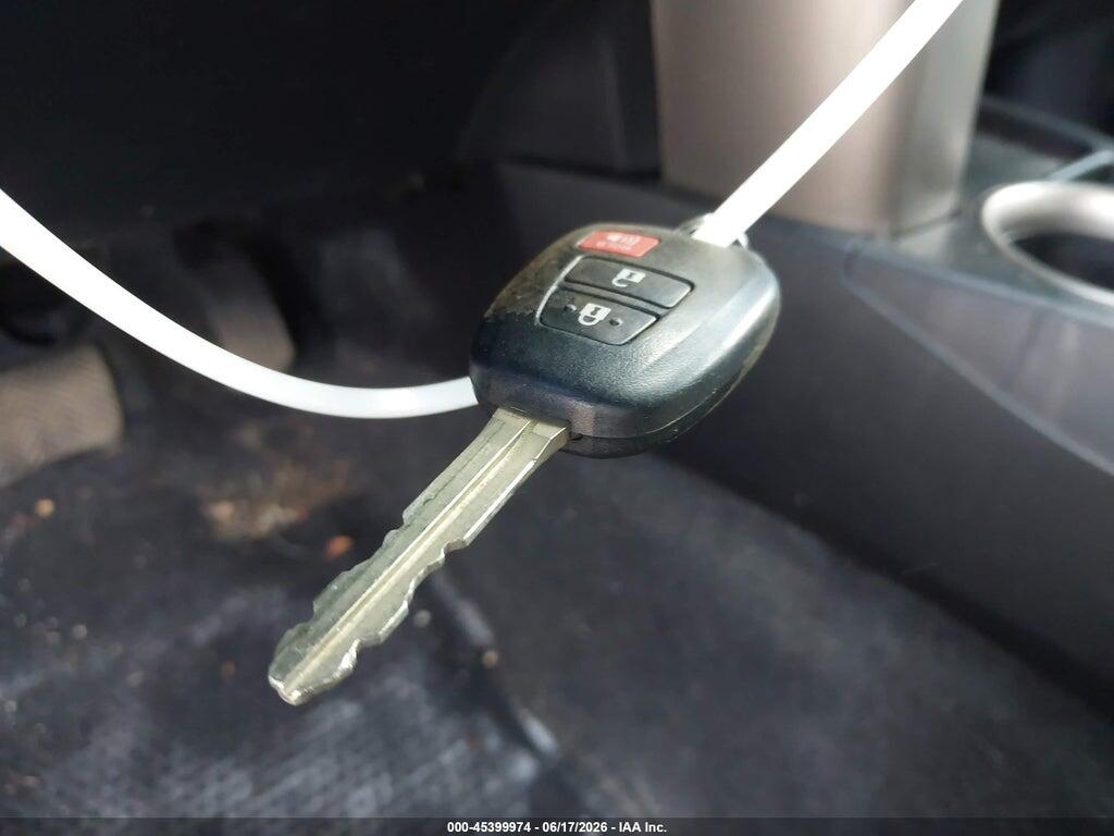 JTMBFREV3FD148175 2015 TOYOTA RAV4 photo no. 11