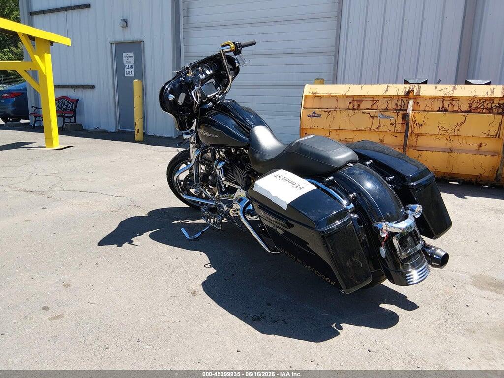 1HD1KRM12FB700054 2015 HARLEY-DAVIDSON FLHXS photo no. 3