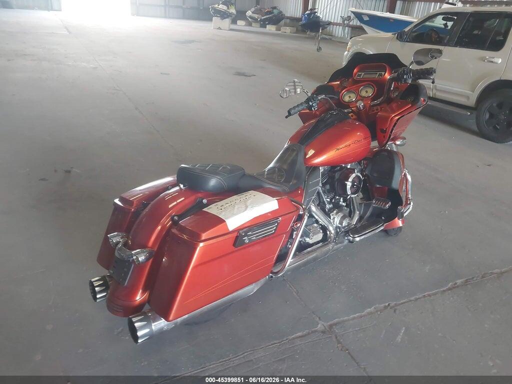 1HD1KHM10BB631613 2011 HARLEY-DAVIDSON FLTRX photo no. 4