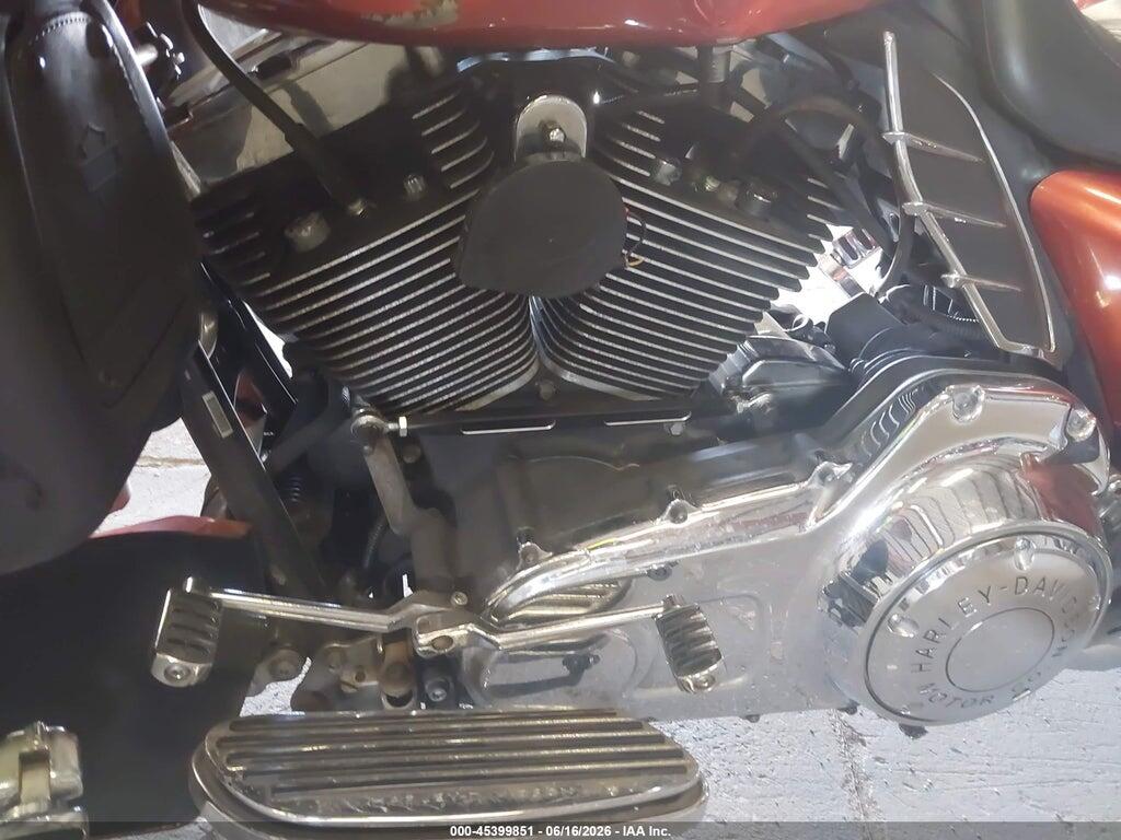 1HD1KHM10BB631613 2011 HARLEY-DAVIDSON FLTRX photo no. 9