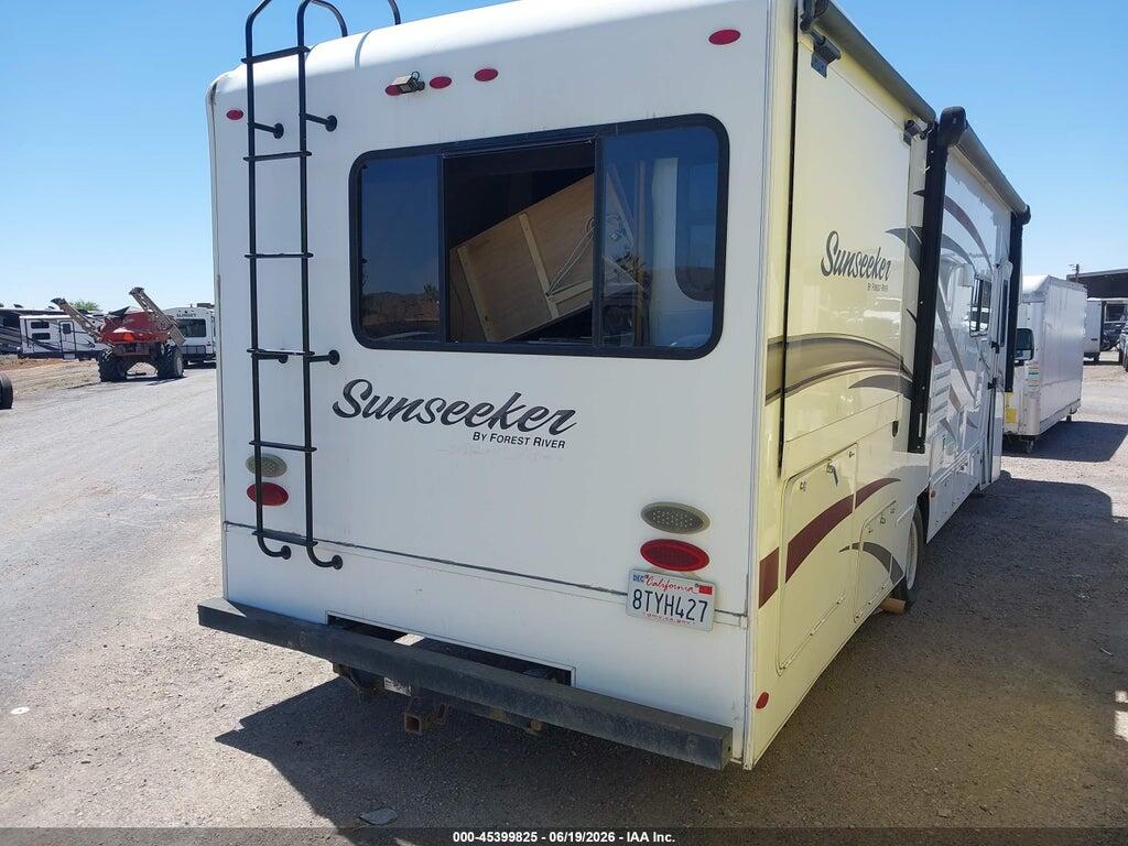 1FDXE4FS5HDC26938 2017 FORD E-450 CUTAWAY photo no. 4