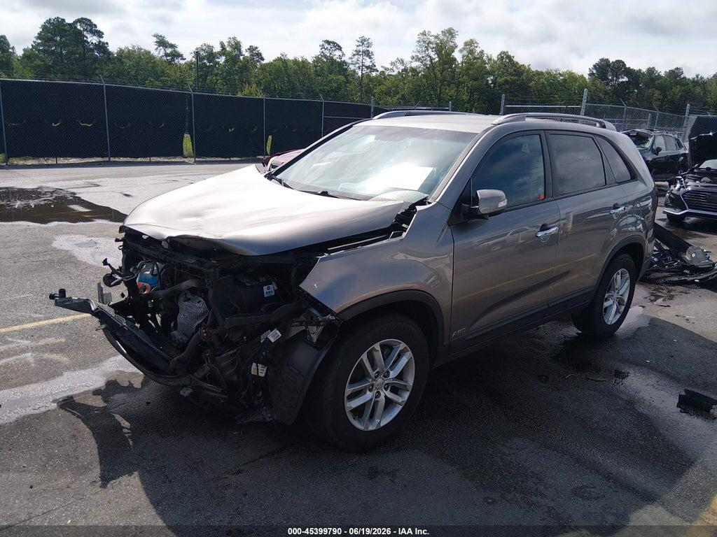 5XYKTDA77FG590915 2015 KIA SORENTO photo no. 2