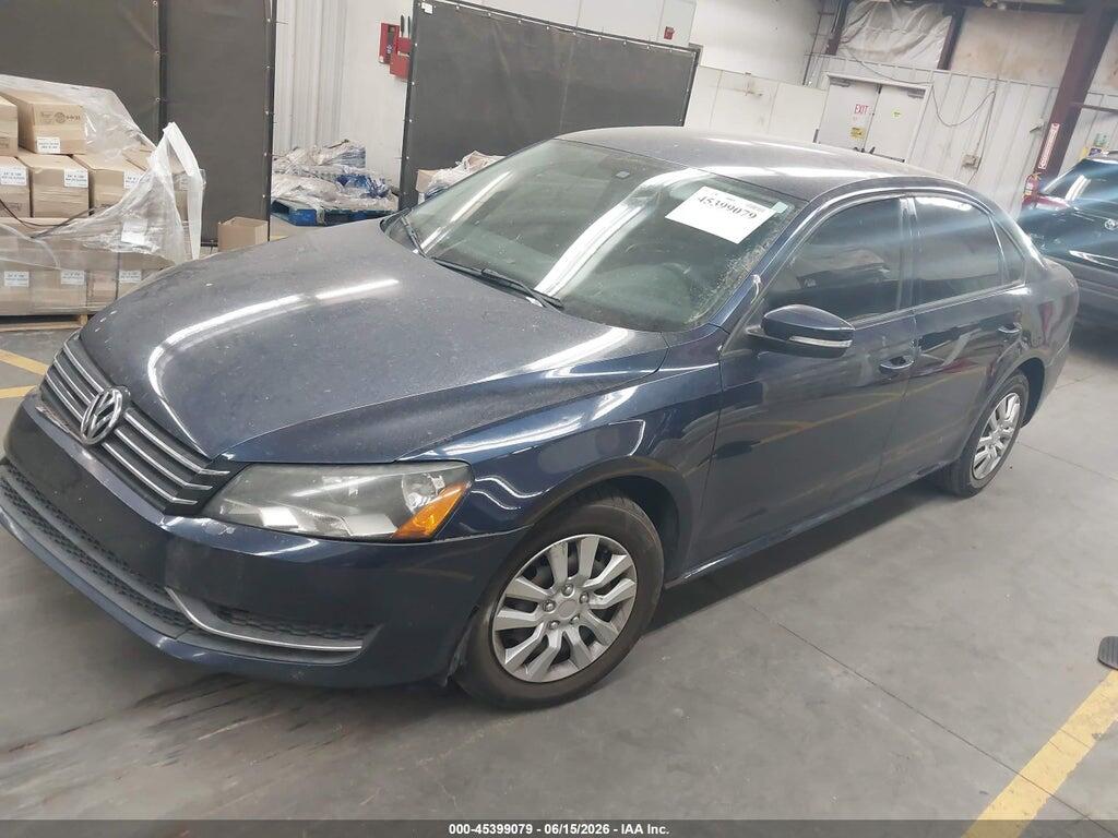 1VWAP7A3XDC078045 2013 VOLKSWAGEN PASSAT photo no. 2