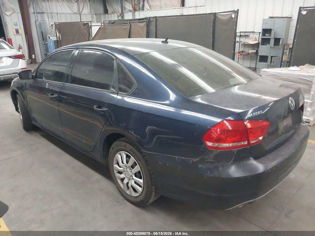 1VWAP7A3XDC078045 2013 VOLKSWAGEN PASSAT photo no. 3