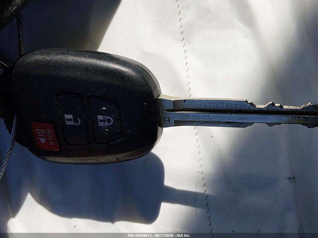 JTMRFREVXED062973 2014 TOYOTA RAV4 photo no. 11
