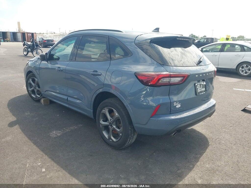 1FMCU9MNXPUB46853 2023 FORD ESCAPE photo no. 3