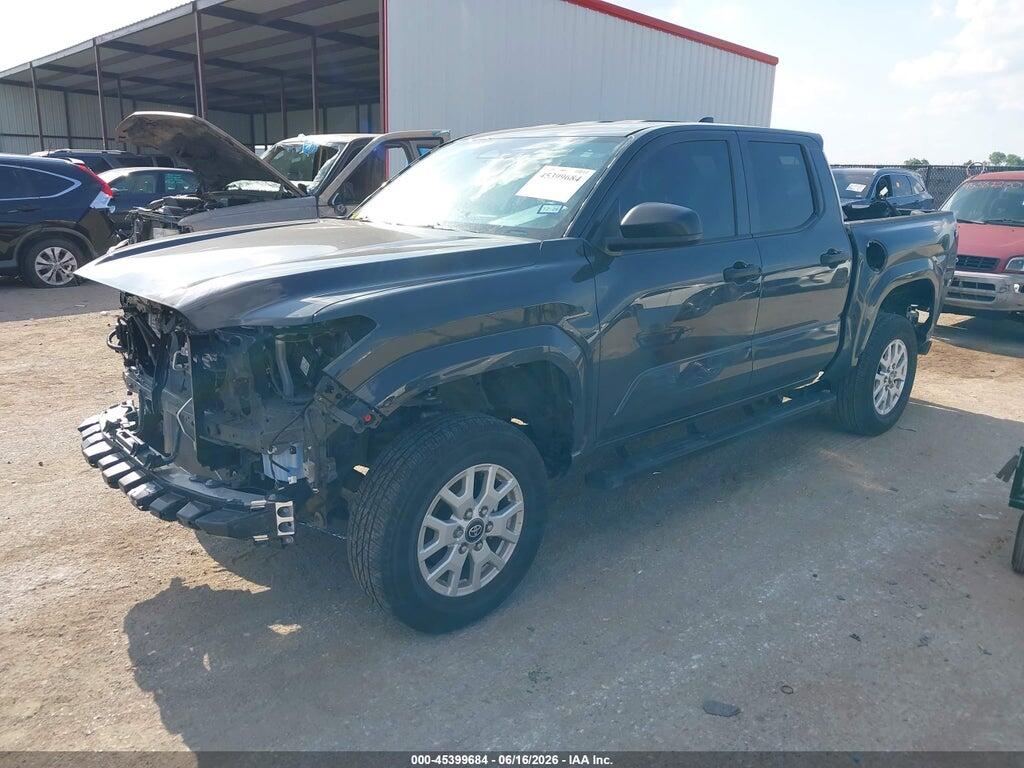 3TYKD5HN5RT015814 2024 TOYOTA TACOMA photo no. 2