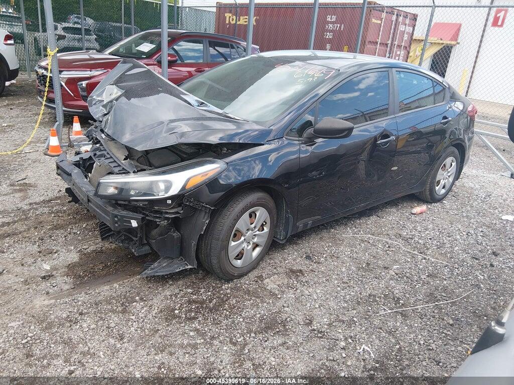 3KPFK4A70HE046146 2017 KIA FORTE photo no. 2