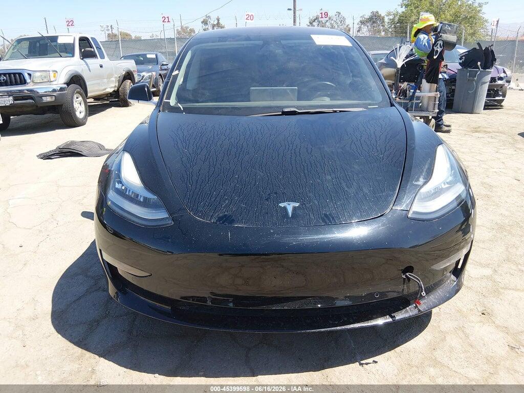 5YJ3E1EA6JF037188 2018 TESLA MODEL 3 photo no. 12
