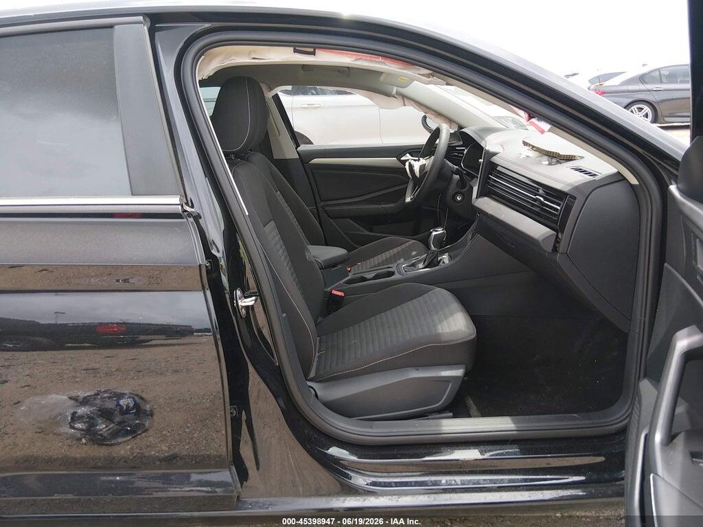 3VW5W7BUXTM002270 2026 VOLKSWAGEN JETTA photo no. 5