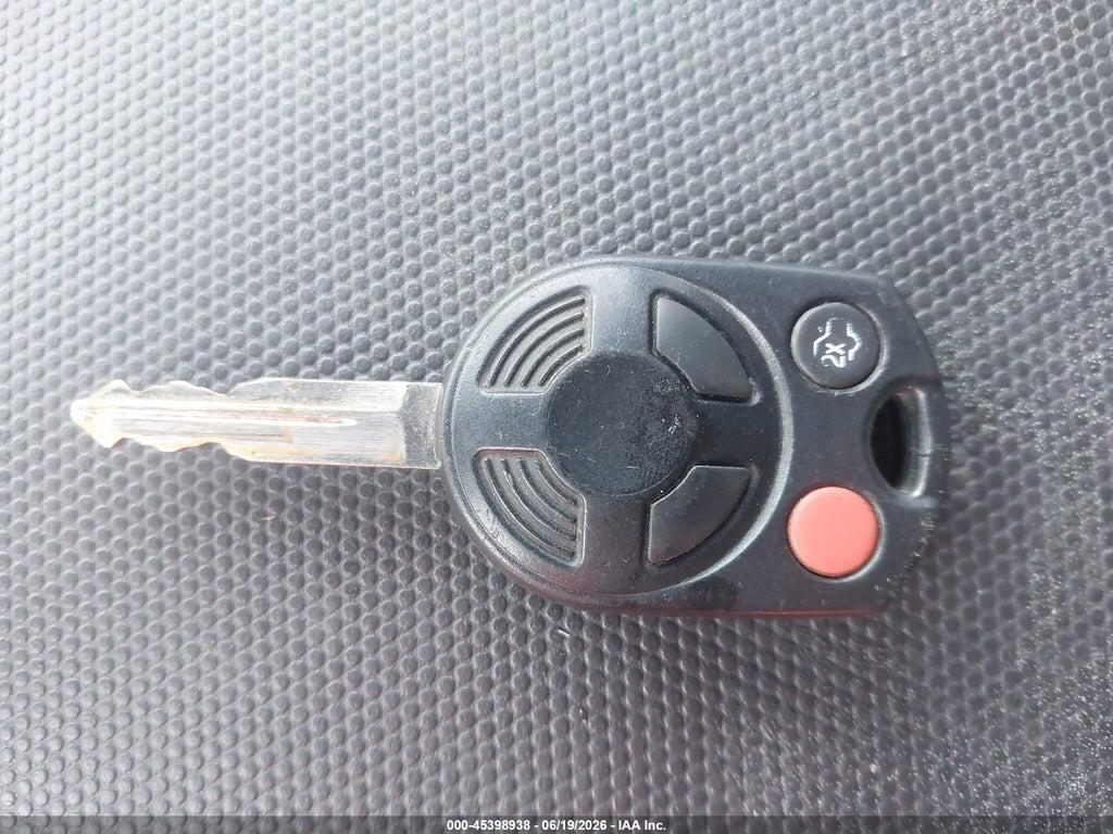 1FMCU9D77AKC29113 2010 FORD ESCAPE photo no. 11