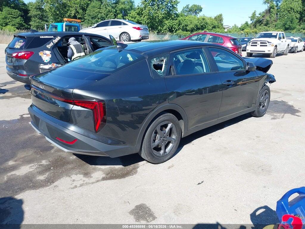 3KPFT4DE6SE183025 2025 KIA K4 photo no. 4