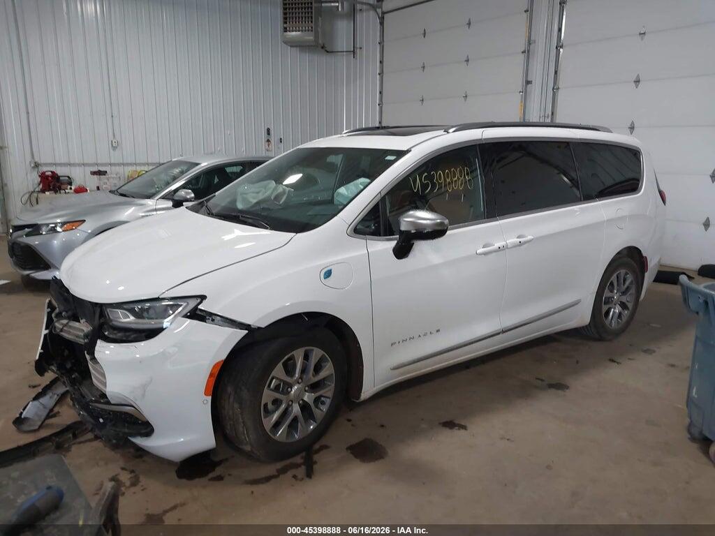 2C4RC1N77SR529285 2025 CHRYSLER PACIFICA HYBRID photo no. 2