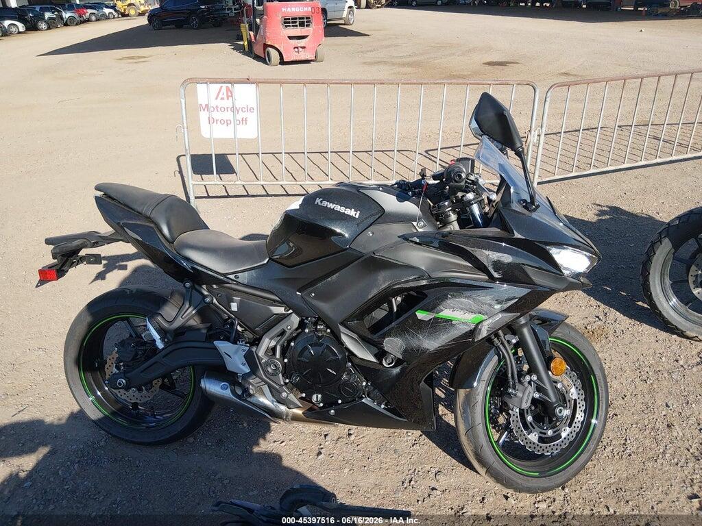 ML5EXER18SDAG3488 2025 KAWASAKI EX650 photo no. 12