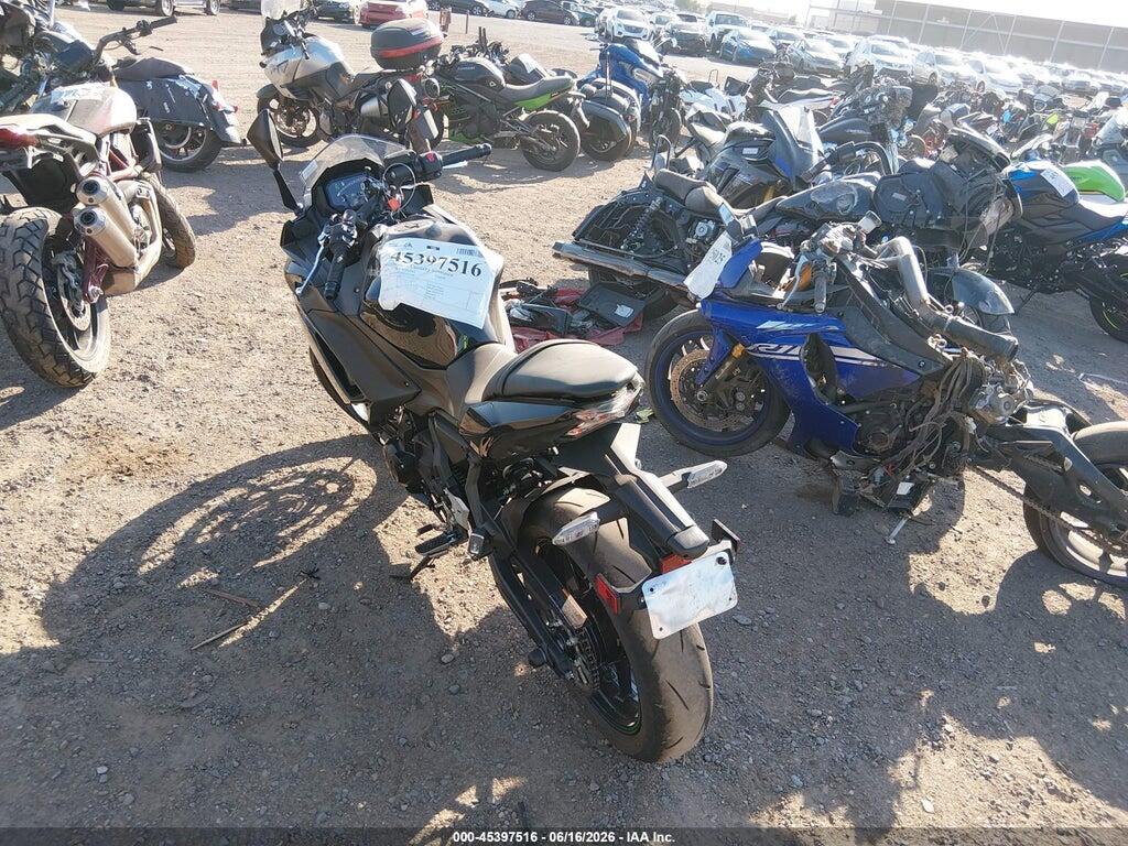 ML5EXER18SDAG3488 2025 KAWASAKI EX650 photo no. 6