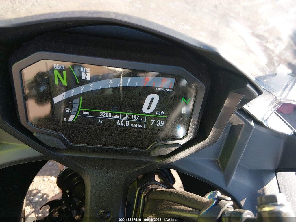 ML5EXER18SDAG3488 2025 KAWASAKI EX650 photo no. 7