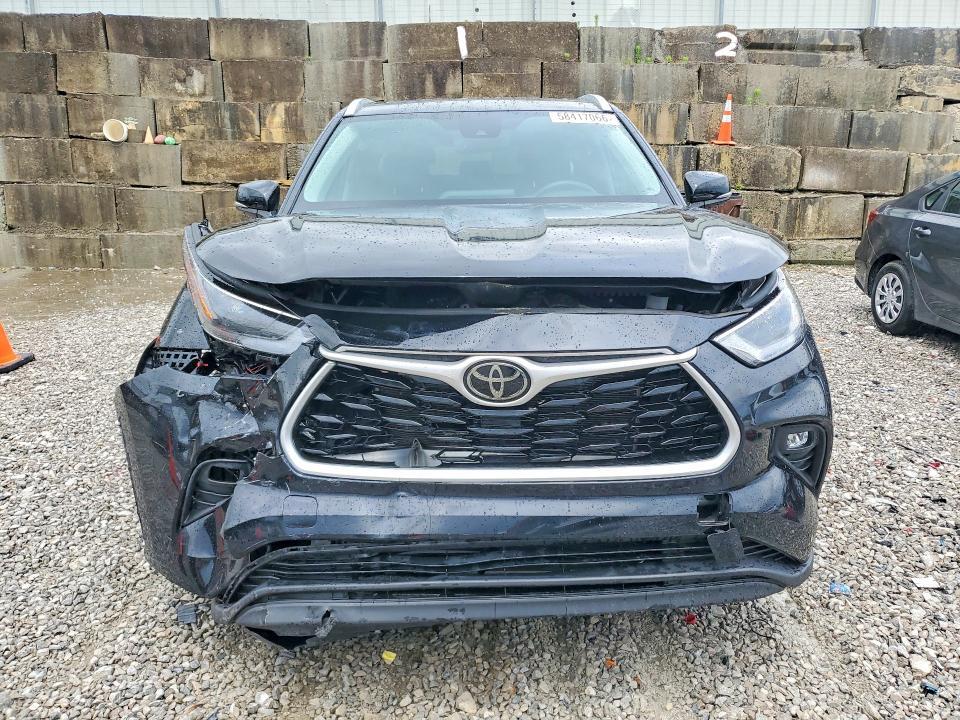 2024 TOYOTA HIGHLANDER XLE — Фото 5 из 13