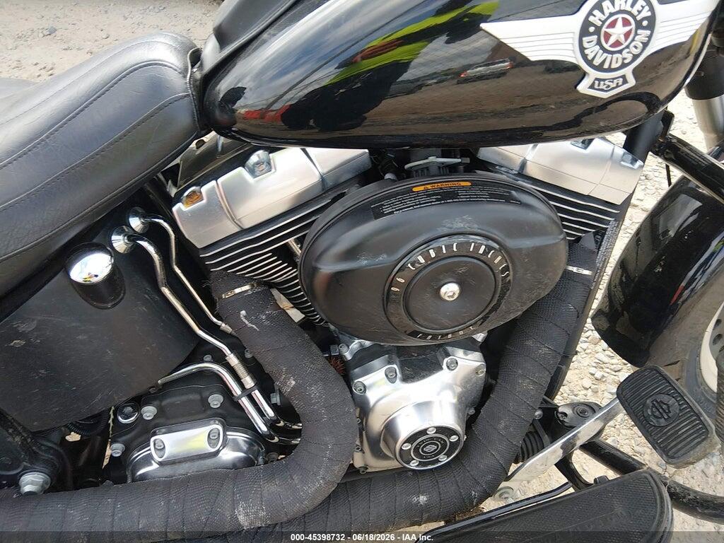 1HD1JN510BB027060 2011 HARLEY-DAVIDSON FLSTFB photo no. 8