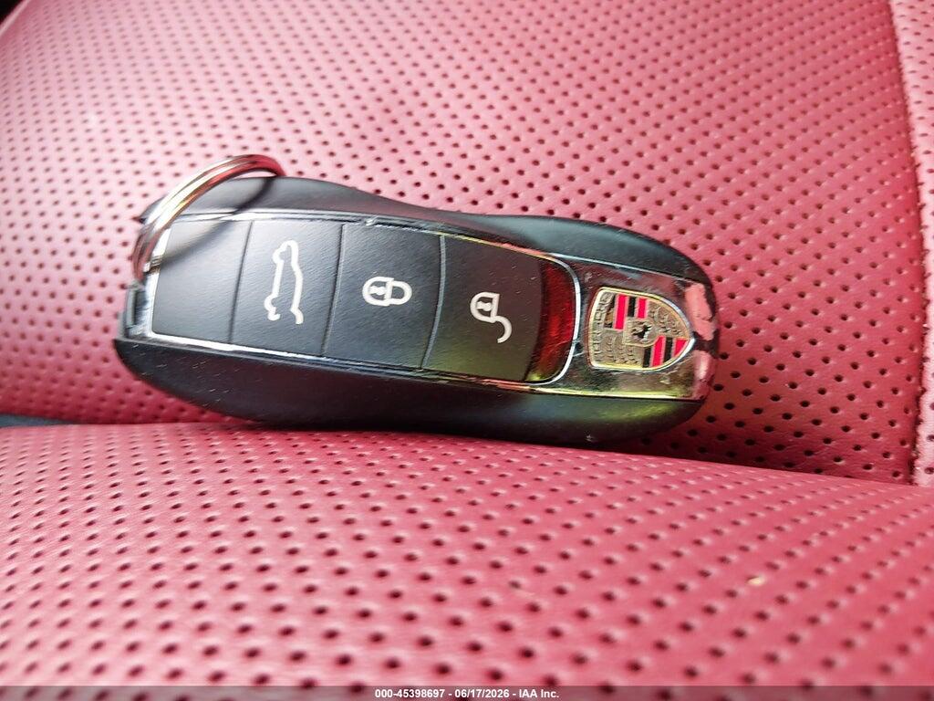 WP1AA2A58KLB00497 2019 PORSCHE MACAN photo no. 11