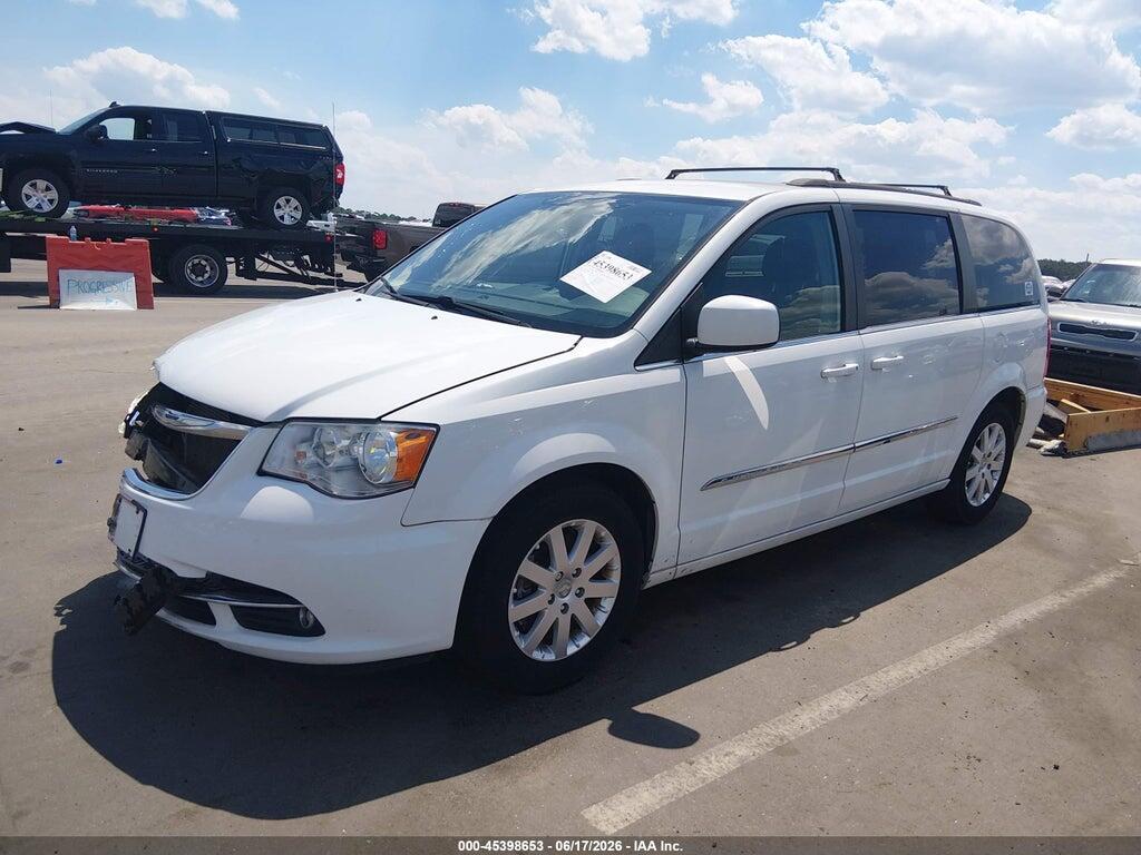 2C4RC1BG7FR539695 2015 CHRYSLER TOWN & COUNTRY photo no. 2